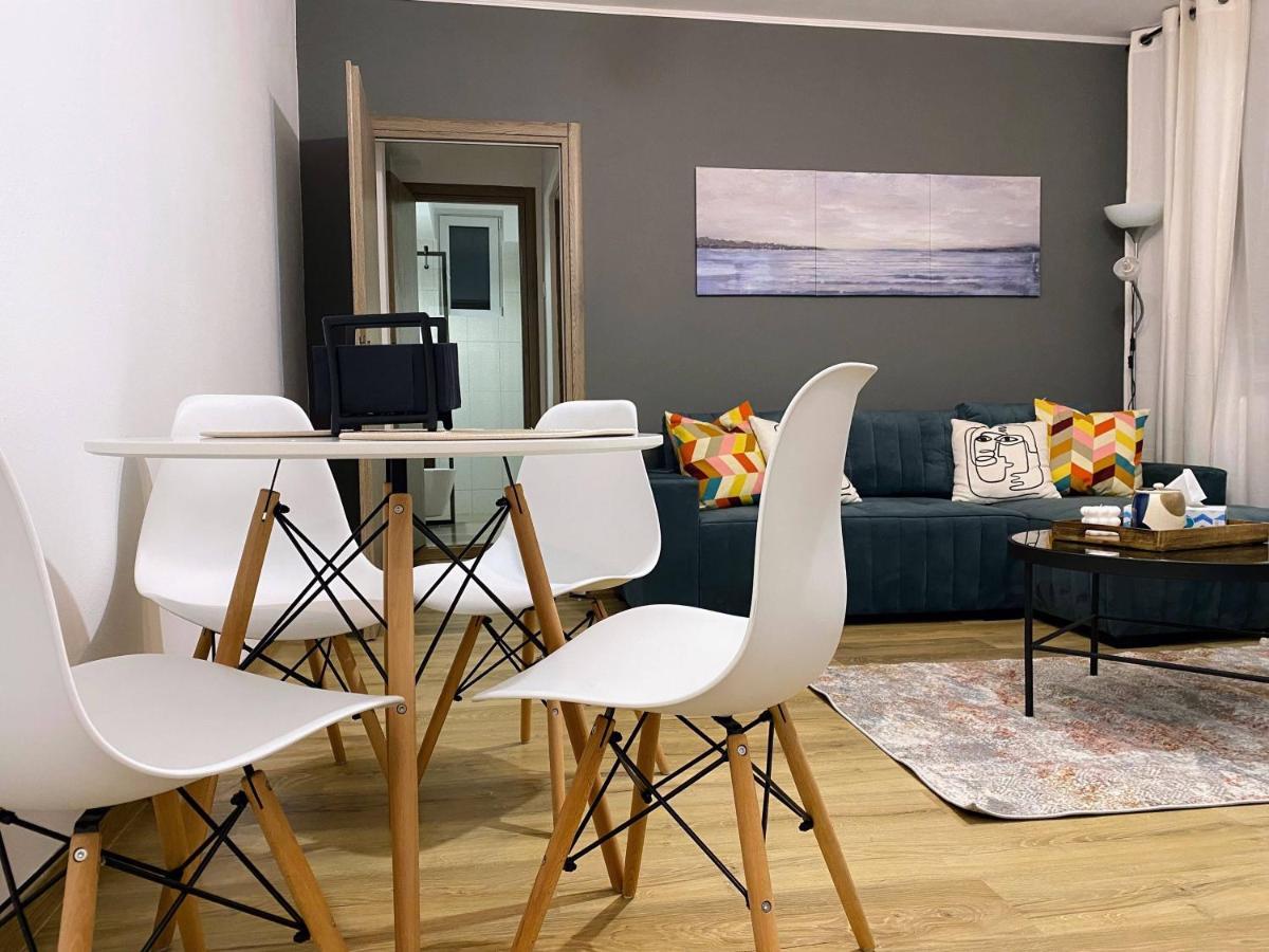 Central Cozy Apartment North Railway St - 4 Min Walk Bucureşti Eksteriør bilde