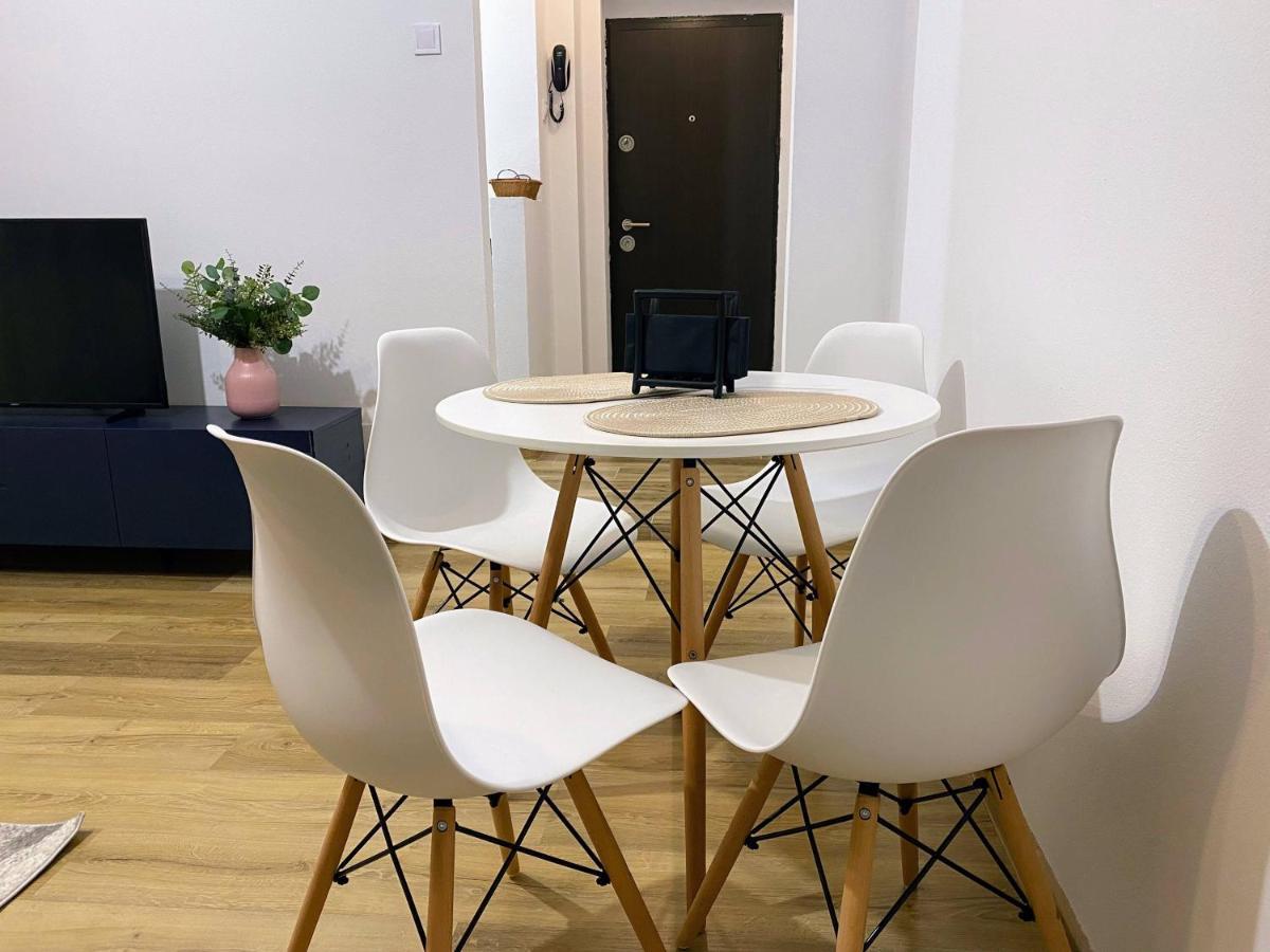 Central Cozy Apartment North Railway St - 4 Min Walk Bucureşti Eksteriør bilde