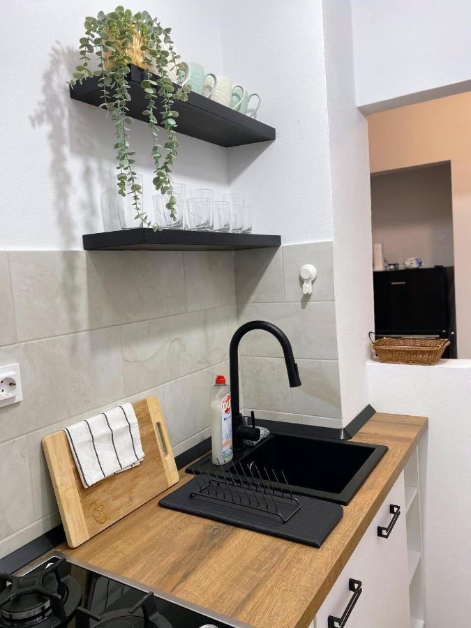 Central Cozy Apartment North Railway St - 4 Min Walk Bucureşti Eksteriør bilde